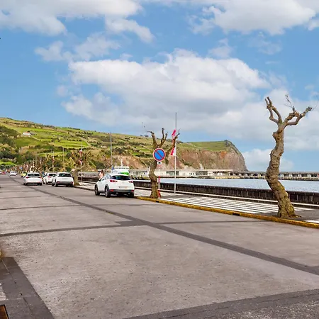 Garden View Apartment Horta (Azores)